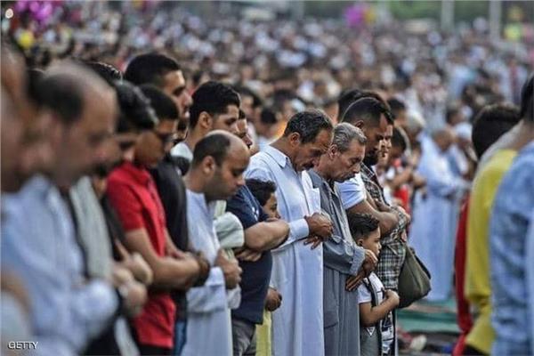 الإوقاف: فتح ساحات المساجد للصلاة  عيد الفطر والسماح للسيدات والأطفال     